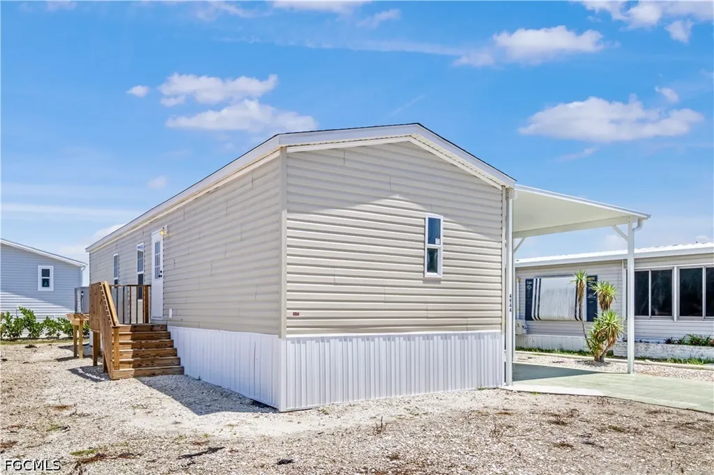 4944 Porky Lane St. James City FL 33956