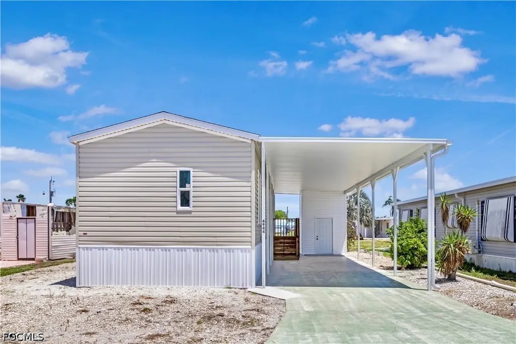 4944 Porky Lane St. James City FL 33956
