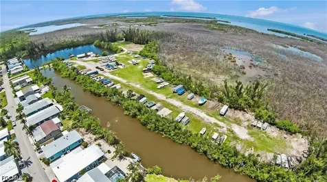 4944 Porky Lane ST. James City FL 33956