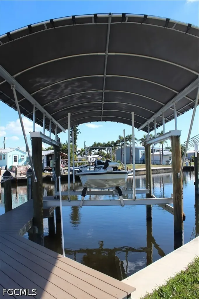 2744 Sanderling Court St. James City FL 33956