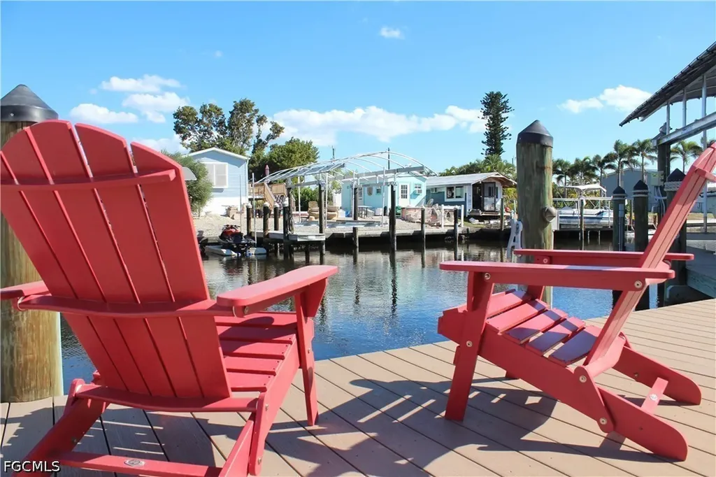2744 Sanderling Court St. James City FL 33956