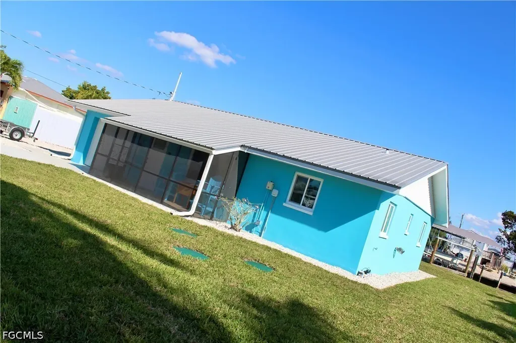 2744 Sanderling Court St. James City FL 33956