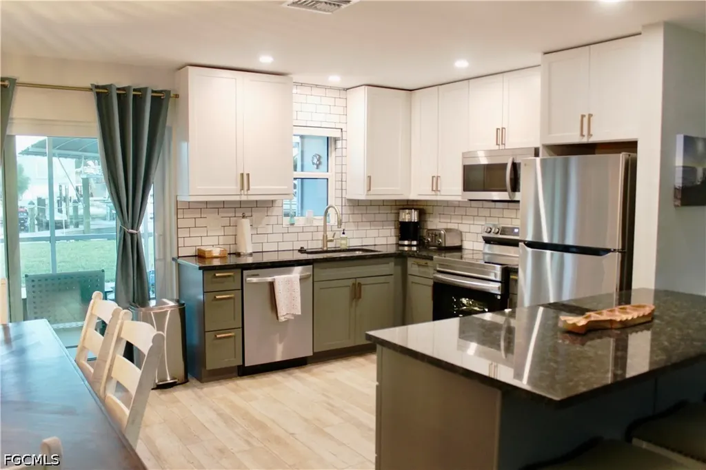 2744 Sanderling Court St. James City FL 33956