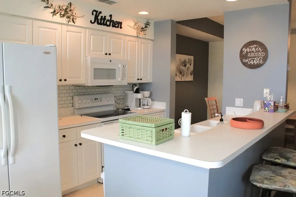 16625 Lake Circle Drive Fort Myers FL 33908