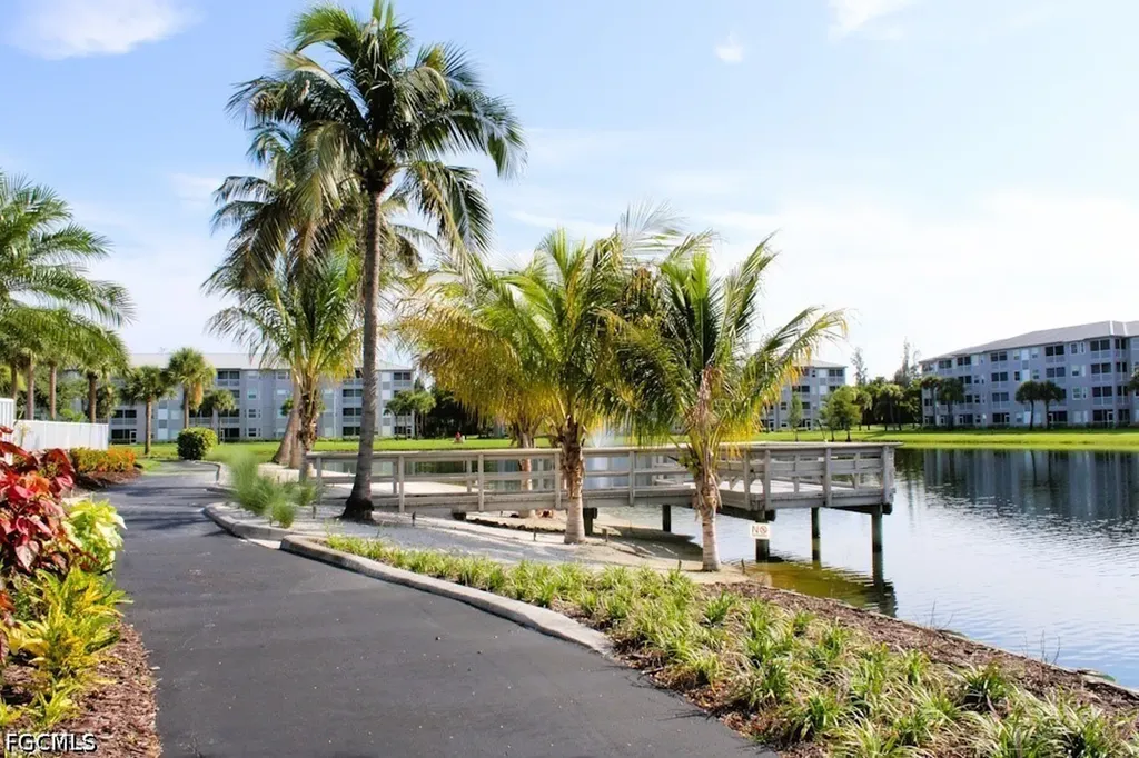 16625 Lake Circle Drive Fort Myers FL 33908