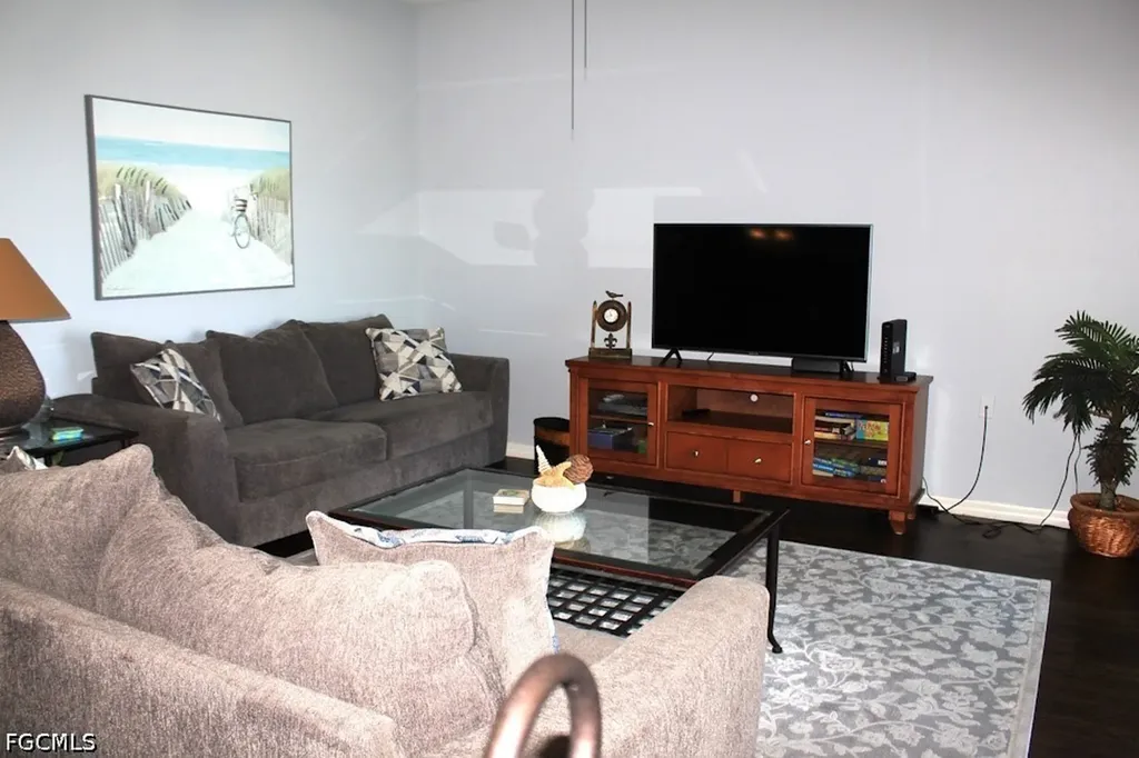 16625 Lake Circle Drive Fort Myers FL 33908