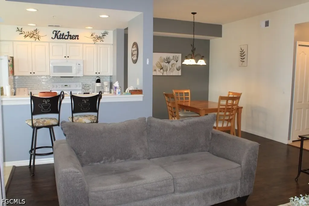 16625 Lake Circle Drive Fort Myers FL 33908