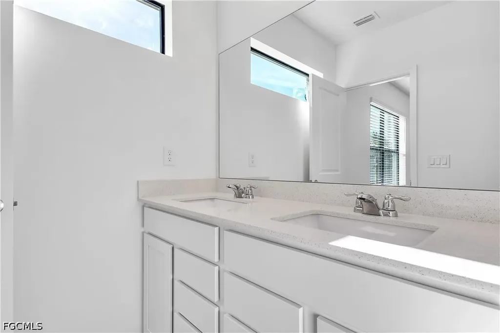 1424 Weeping Willow Court Cape Coral FL 33909