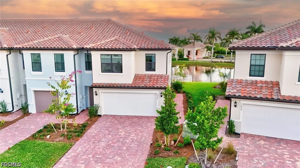 1424 Weeping Willow Court Cape Coral FL 33909