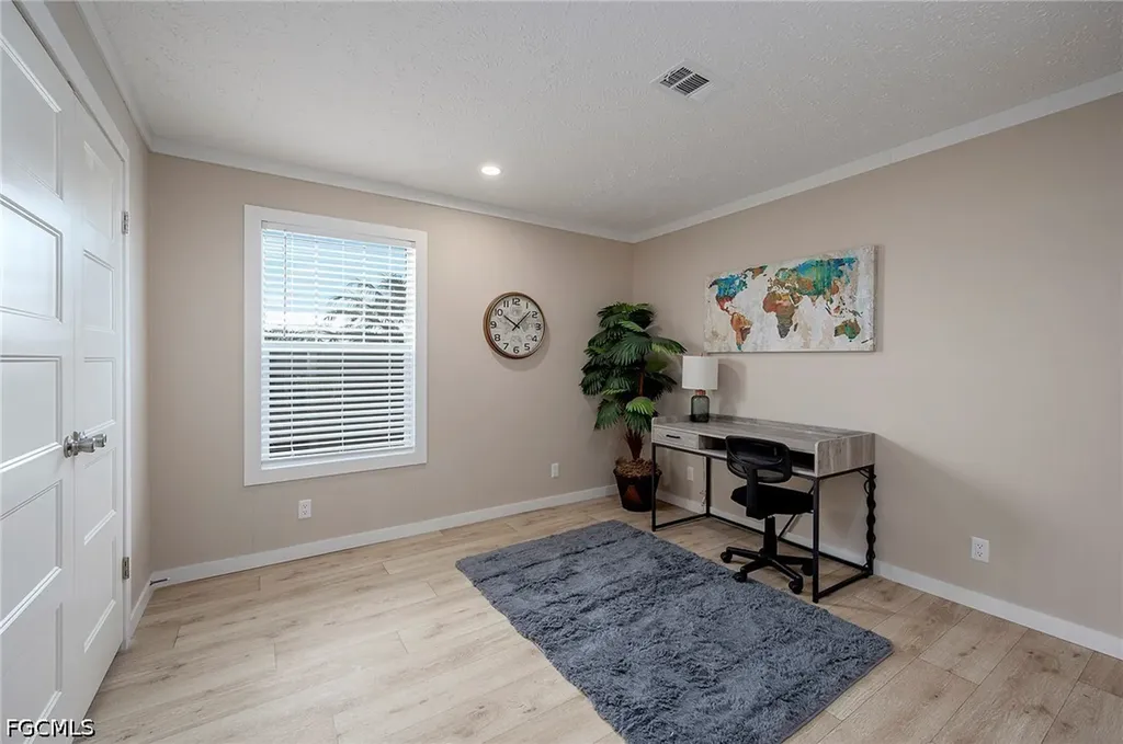 93 Poinsettia Drive Fort Myers FL 33905
