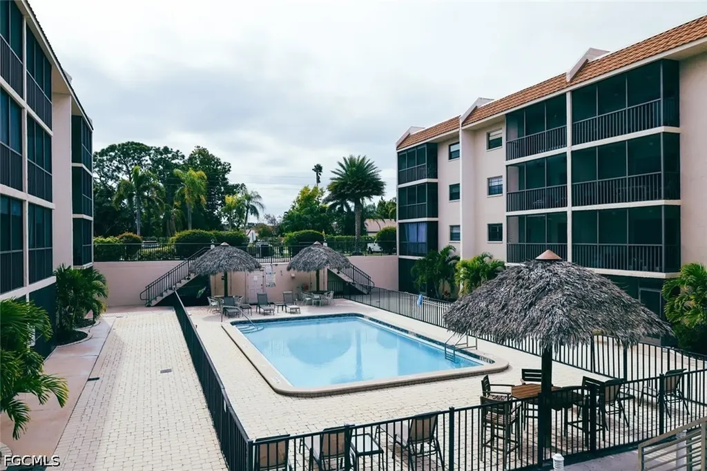 9395 Pennsylvania Avenue Bonita Springs FL 34135