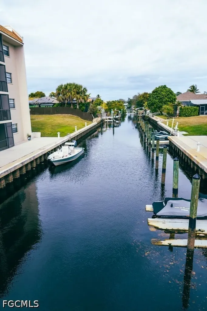 9395 Pennsylvania Avenue Bonita Springs FL 34135