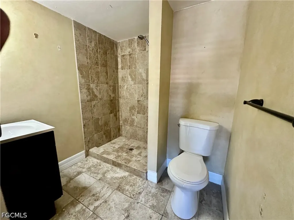 9395 Pennsylvania Avenue Bonita Springs FL 34135