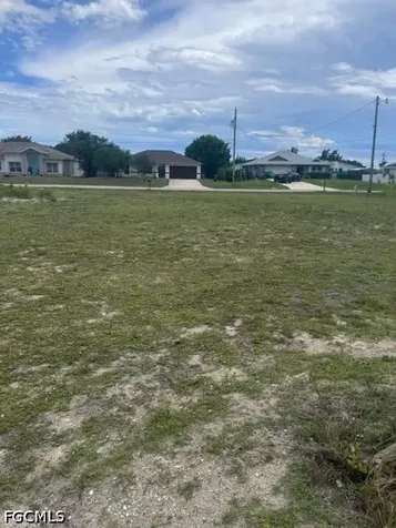 1823 NW Embers Terrace Cape Coral FL 33993