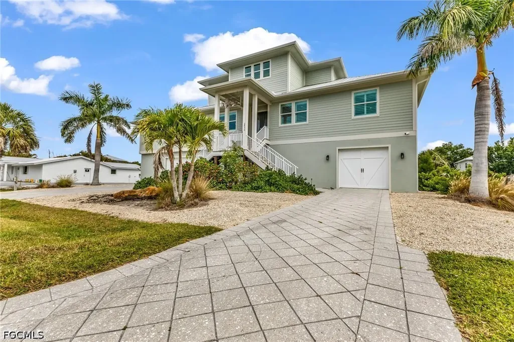 24216 Yacht Club Boulevard Punta Gorda FL 33955