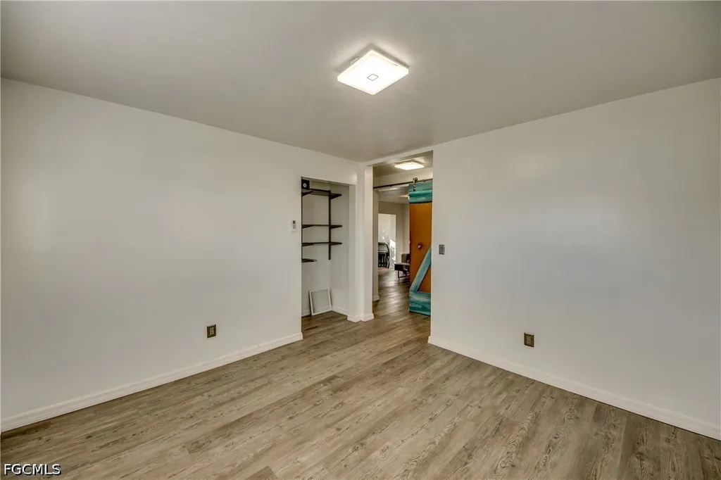 1112 SE 39th Terrace Cape Coral FL 33904