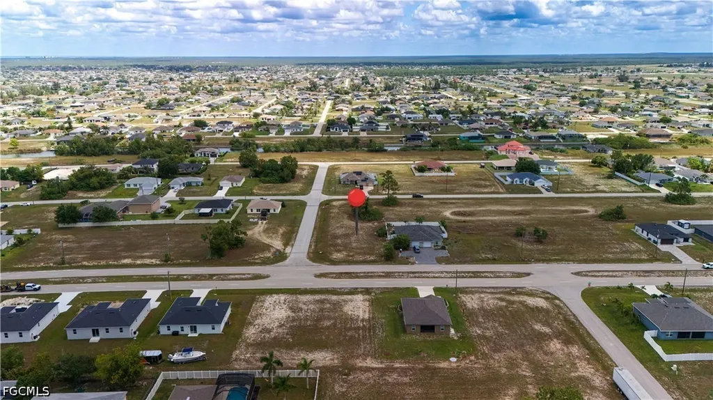 1747 Diplomat Parkway W Cape Coral FL 33993