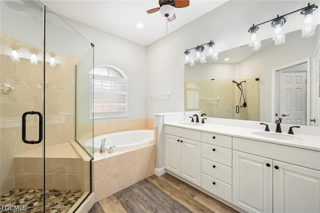 13921 Avon Park Circle Fort Myers FL 33912