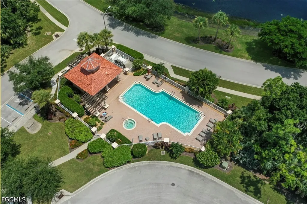 13921 Avon Park Circle Fort Myers FL 33912