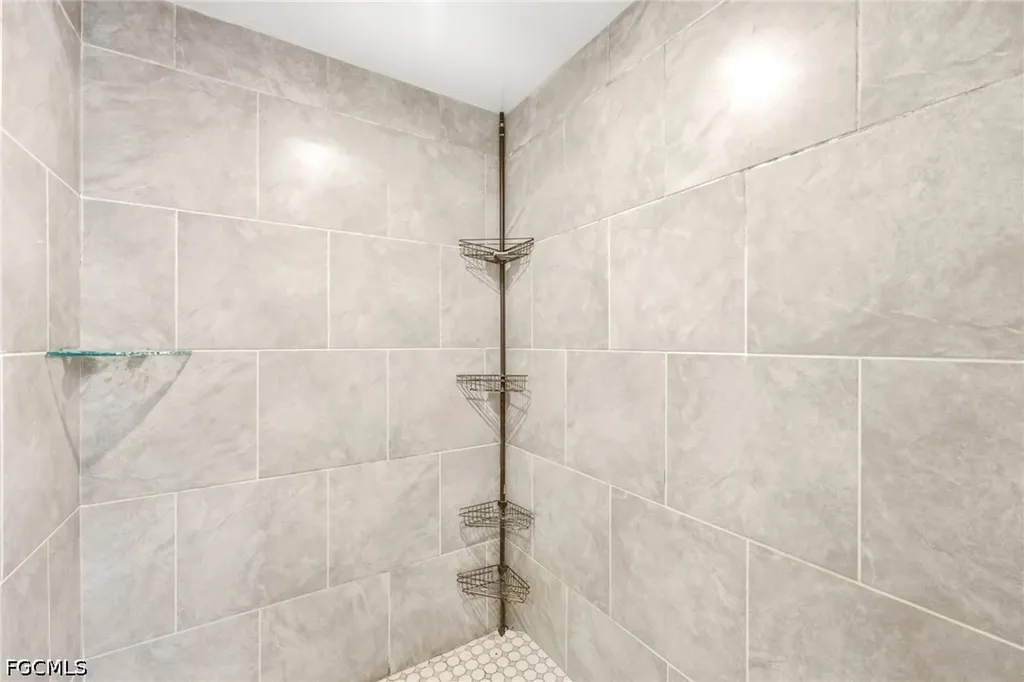 4705 Dora Avenue S Lehigh Acres FL 33976