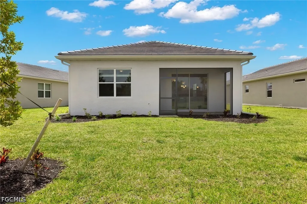 28259 Captiva Shell Loop Bonita Springs FL 34135