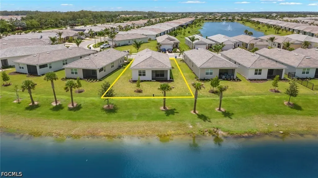 28259 Captiva Shell Loop Bonita Springs FL 34135