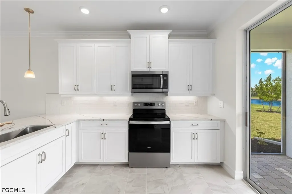 28259 Captiva Shell Loop Bonita Springs FL 34135