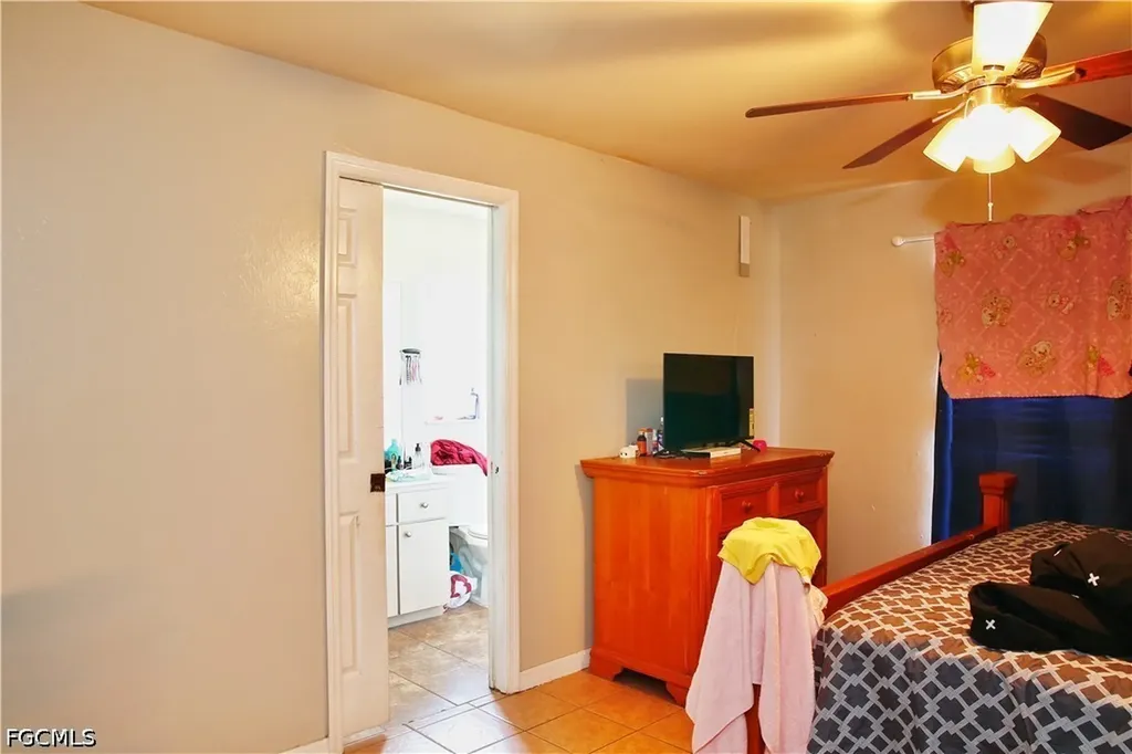 631/633 SE Van Loon Terrace Cape Coral FL 33990