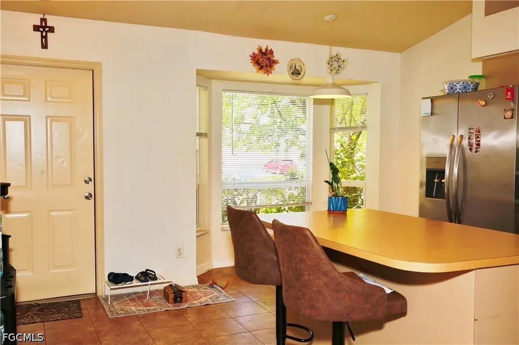 631/633 SE Van Loon Terrace Cape Coral FL 33990