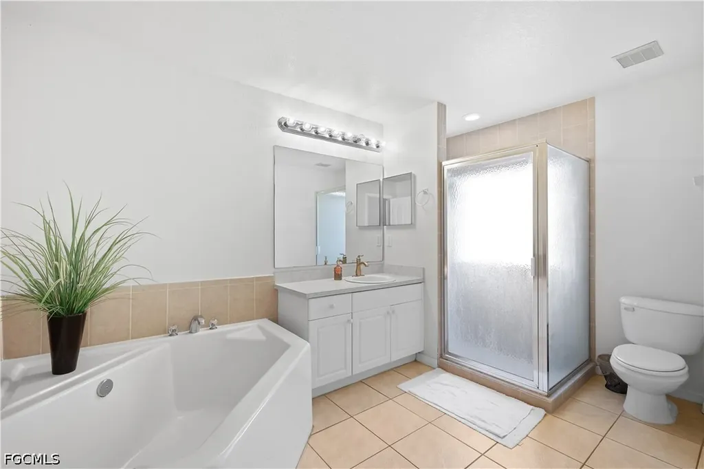 1801 NW 5th Place Cape Coral FL 33993
