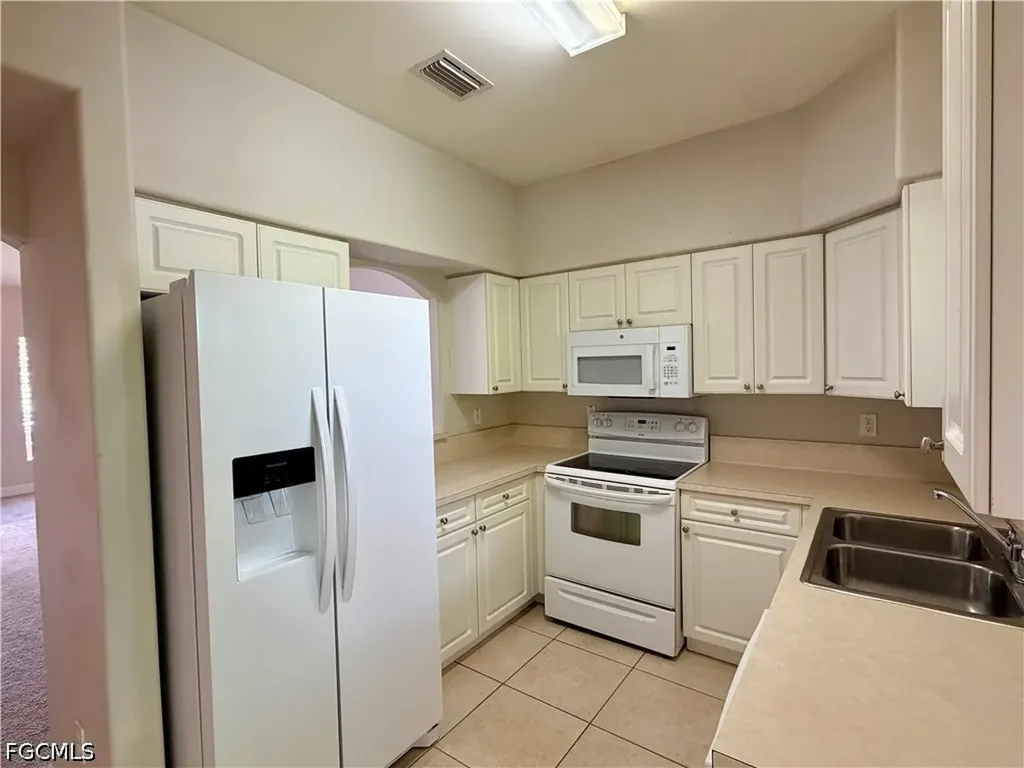 4110 Castilla Circle Fort Myers FL 33916