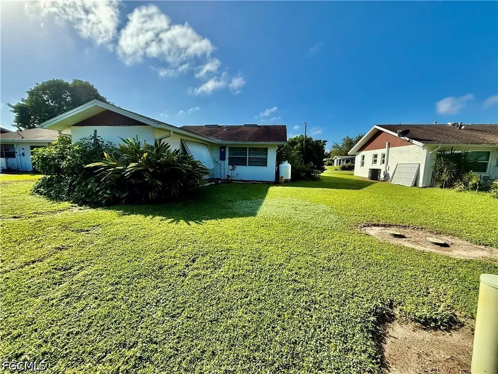9 Palm Boulevard Lehigh Acres FL 33936