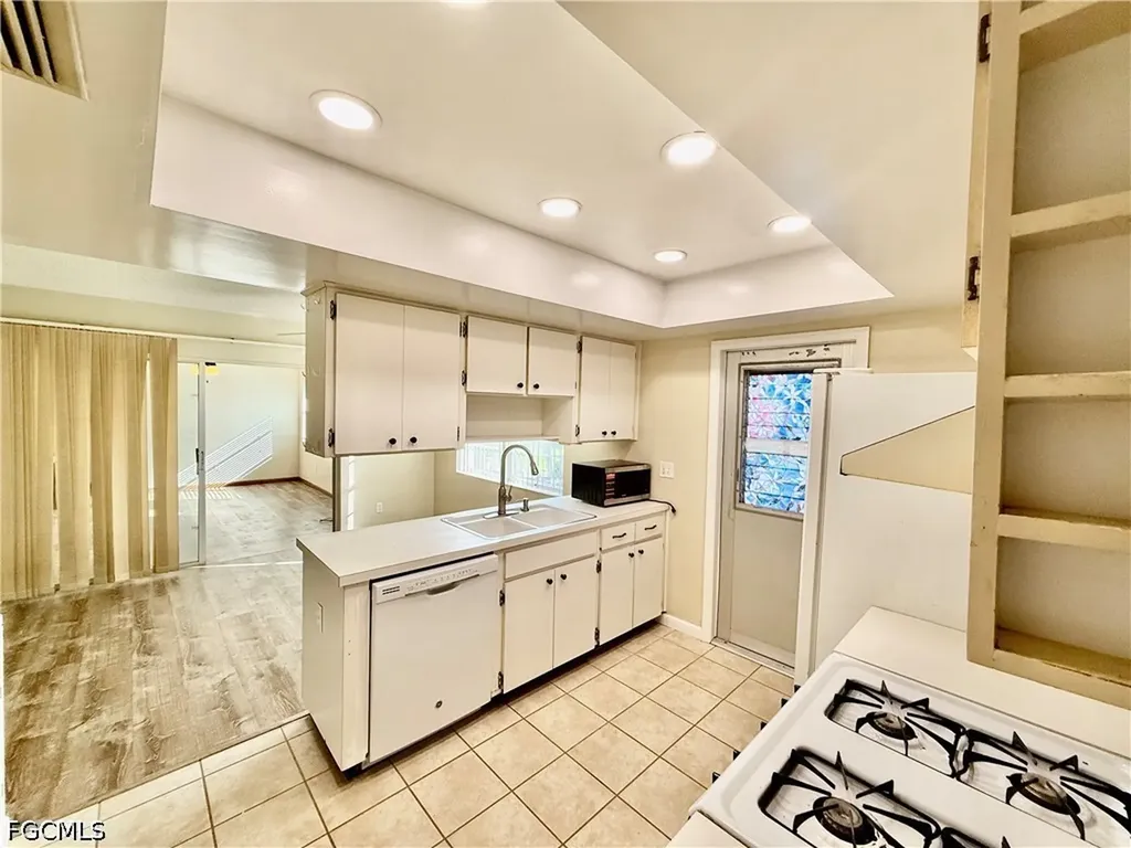 9 Palm Boulevard Lehigh Acres FL 33936
