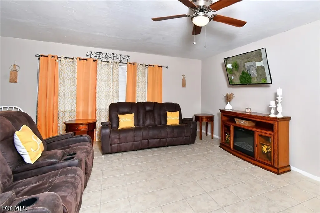 316 North Avenue Lehigh Acres FL 33936
