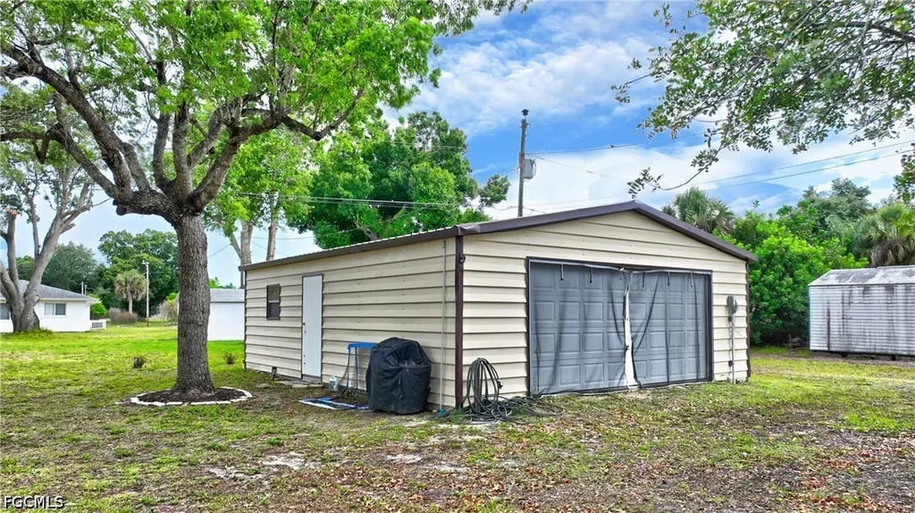 316 North Avenue Lehigh Acres FL 33936