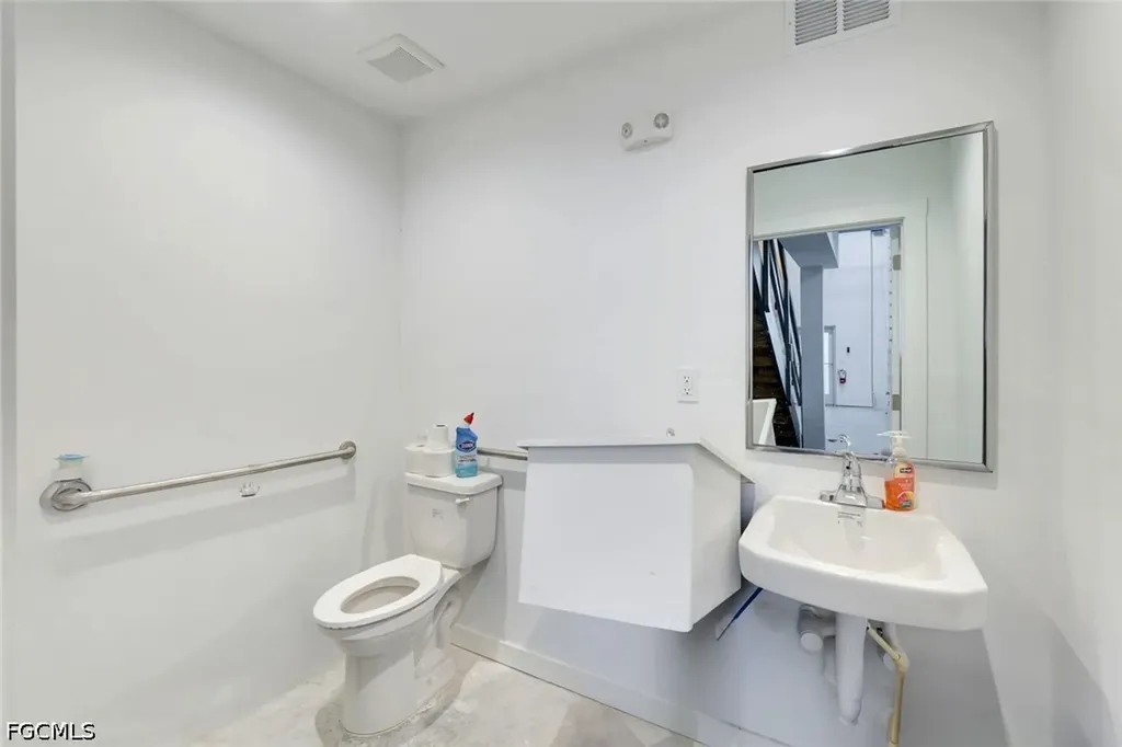 4317 SW 9th Avenue Cape Coral FL 33914
