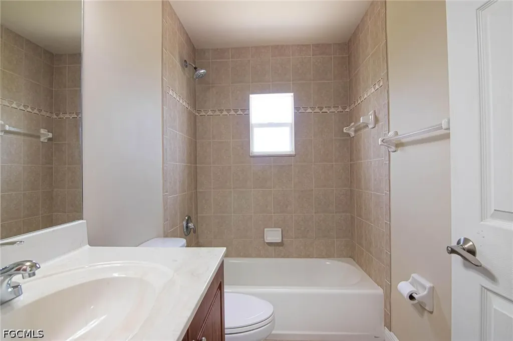2009 NW 41st Avenue Cape Coral FL 33993