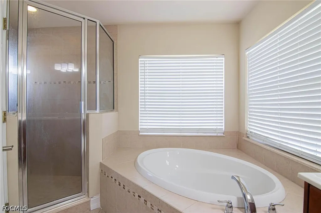 2009 NW 41st Avenue Cape Coral FL 33993