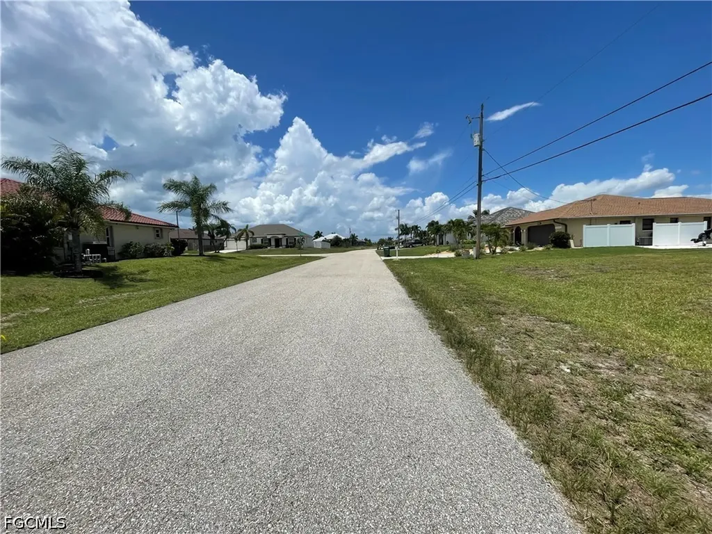 825 NW 33rd Place Cape Coral FL 33993