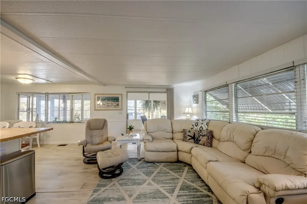 5510 Back Bay Bend North Fort Myers FL 33917