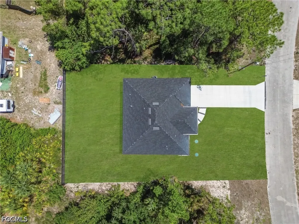 5035 Spinnaker Road Labelle FL 33935