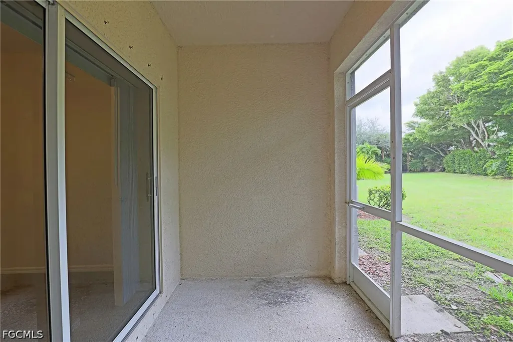 8205 Pacific Beach Drive Fort Myers FL 33966