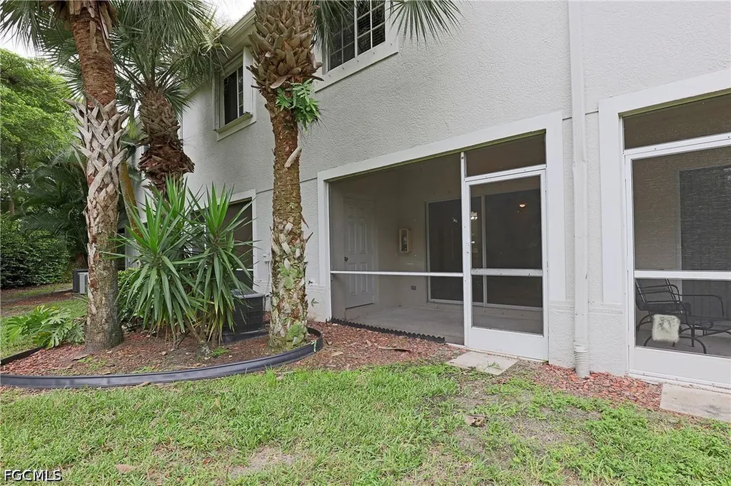 8205 Pacific Beach Drive Fort Myers FL 33966