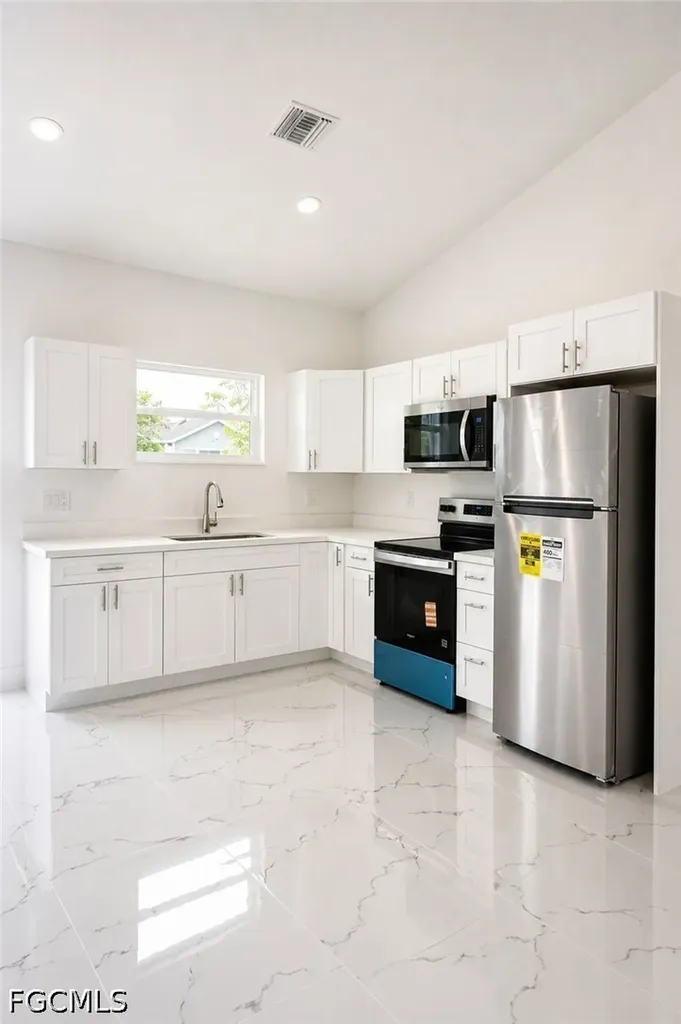 3052 S Beechwood Circle Labelle FL 33935