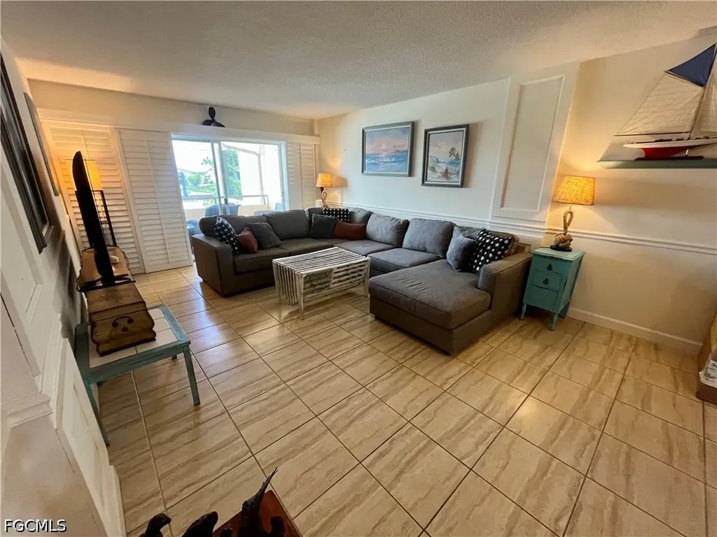 1766 Cape Coral Parkway E Cape Coral FL 33904