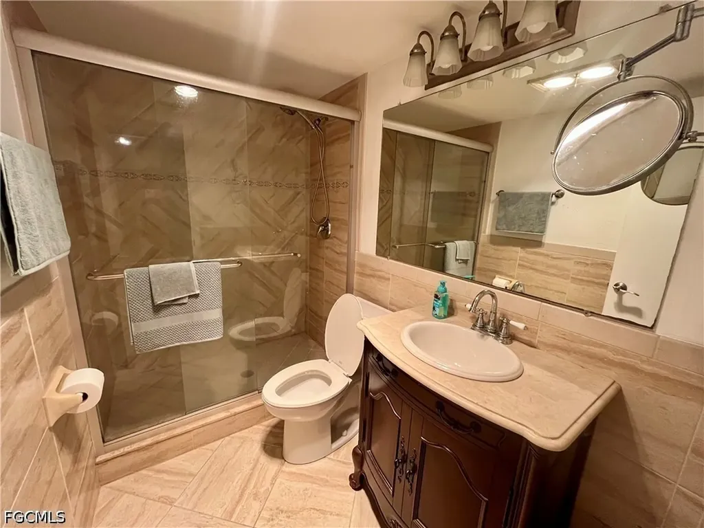 1766 Cape Coral Parkway E Cape Coral FL 33904