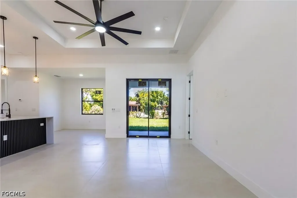 1506 NE 17th Terrace Cape Coral FL 33909