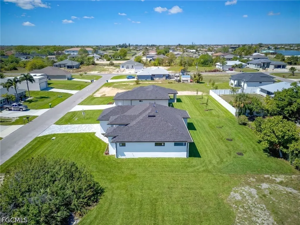1506 NE 17th Terrace Cape Coral FL 33909