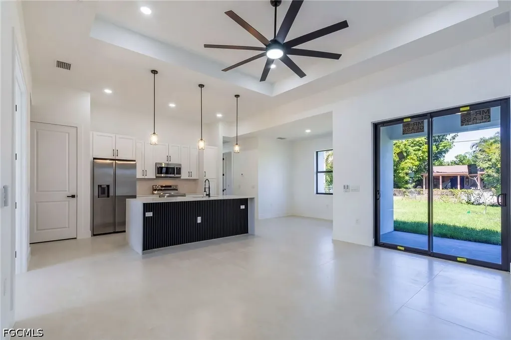 1506 NE 17th Terrace Cape Coral FL 33909