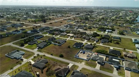 2502 NW 1st Street Cape Coral FL 33993